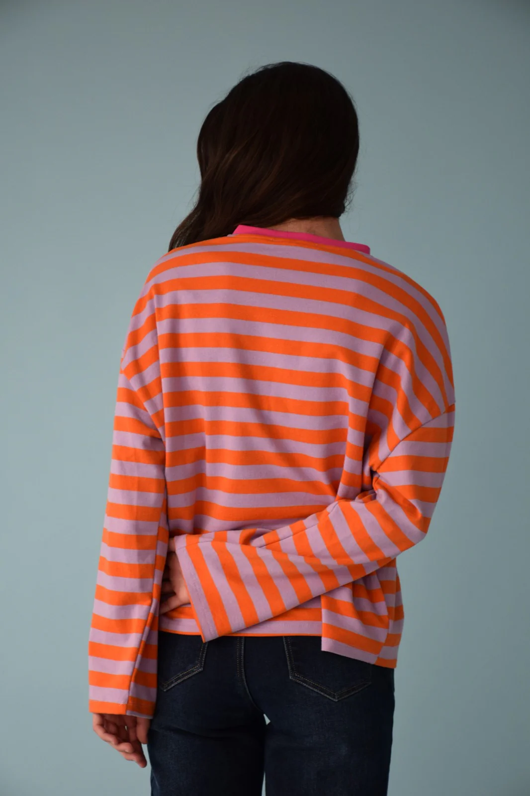 Camiseta Núria Lavanda y Naranja - Image 4