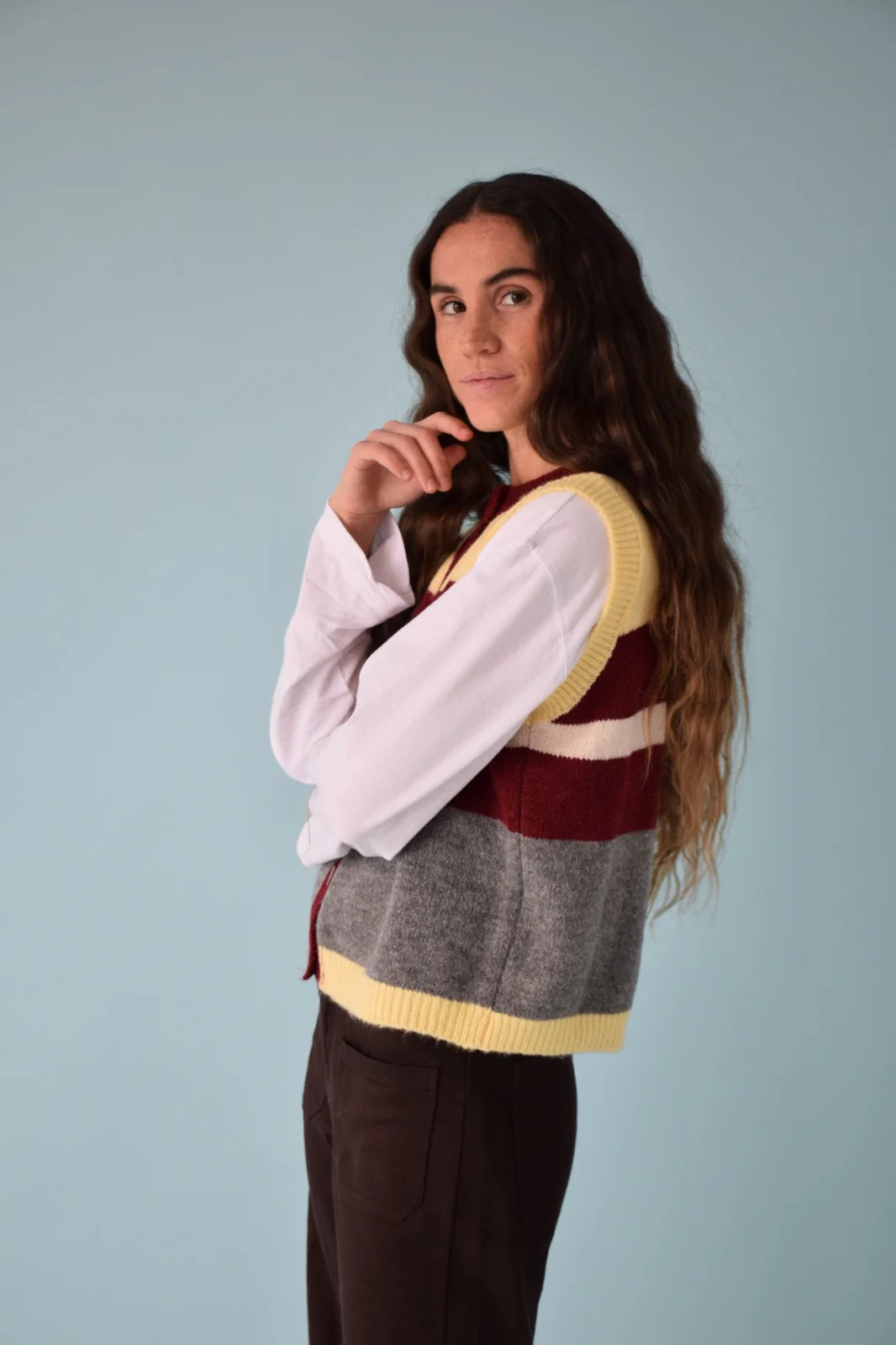 Chaleco Emilia Amarillo y Burgundy - Image 7